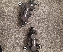 Nissin radial master cylinder and 6 pots tocico callipers - Image 3/5