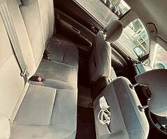 Toyota Prius Hybrid automatic 04