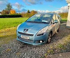Peugeot 5008 Low Mileage