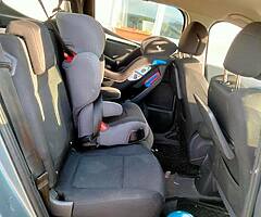 Peugeot 5008 Low Mileage - Image 6/7