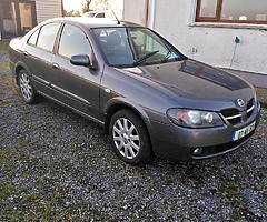 Nissan almera
