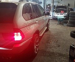BMW X5 crew cab
