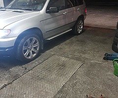 BMW X5 crew cab - Image 4/5