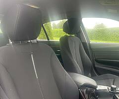 12 BMW 320D - Image 6/8