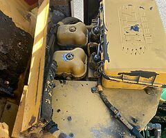 1998 CAT CB-224C Roller - Image 4/5