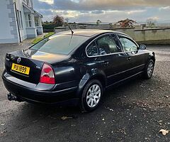 2005 Volkswagen Passat