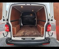 2017 Volkswagen Transporter - Image 6/7