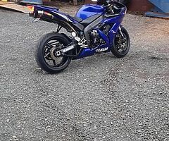 Yamaha r1