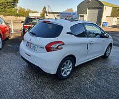 2015 Peugeot 208 1.2 high Spec 2 Year Nct !!`