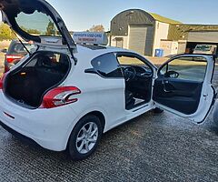 2015 Peugeot 208 1.2 high Spec 2 Year Nct !!` - Image 6/10