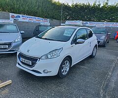 2015 Peugeot 208 1.2 high Spec 2 Year Nct !!`