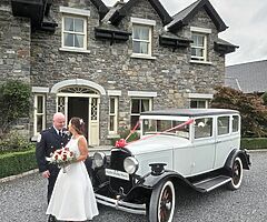 Vintage car for wedding