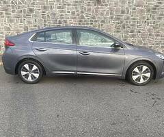 Hyundai Ioniq -Plug in Hybrid - PHEV - Image 3/10