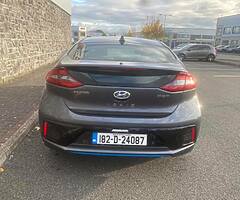 Hyundai Ioniq -Plug in Hybrid - PHEV - Image 4/10