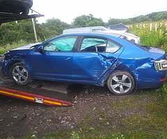 **BREAKING ONLY**2014 SKODA OCTAVIA 1.6L Diesel**BREAKING ONLY** - Image 5/8