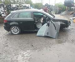 **BREAKING ONLY**2014 AUDI A3 1.6L Diesel**BREAKING ONLY - Image 3/7