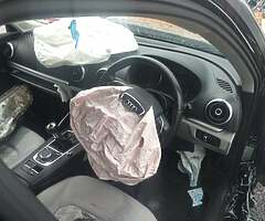 **BREAKING ONLY**2014 AUDI A3 1.6L Diesel**BREAKING ONLY - Image 6/7