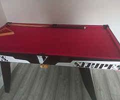 Pool table