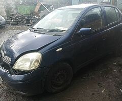 **BREAKING ONLY**2004 TOYOTA YARIS 1.0L Petrol**BREAKING ONLY**