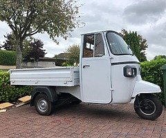 Piaggio Van