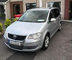 07 VW Automatic  7-seater