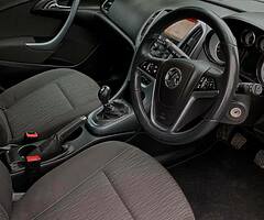 2014 Vauxhall Astra 1.3 CDTi - Image 4/8