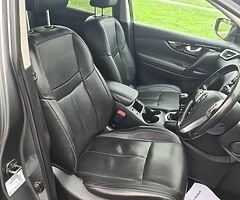 2015 Nissan Qashqai - Image 8/10