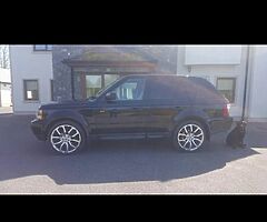 Range rover sport crew cab €333