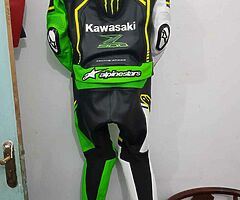 Moterbike suit