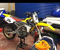 Yamaha YZ450F 2016 60th edition very low hours