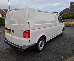 2017 Volkswagen Transporter - Image 5/8