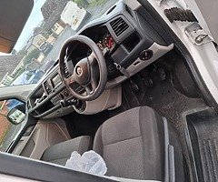 2017 Volkswagen Transporter - Image 7/8