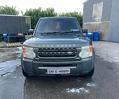 Land Rover Discovery Commercial
