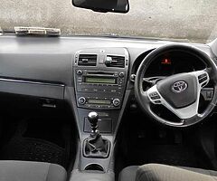 Toyota Avensis 2009 manual, 2.0 diesel D4D - Image 5/9