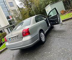 Toyota avensis 1.6 petrol