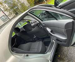 Toyota avensis 1.6 petrol - Image 7/9