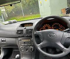 Toyota avensis 1.6 petrol - Image 9/9