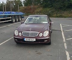 MERCEDES E200 KOMPRESSOR