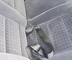 Vw.golf.00.1.4.5dr.silver - Image 6/9
