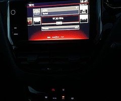 Peugeot 208 - Image 4/7
