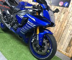 2017 Yamaha YZF-R - Image 3/10