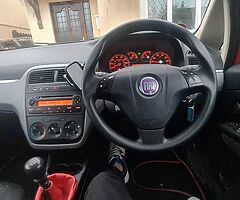 car for sale in good condition fiat punto 2007 1.2 petrol - Image 10/10