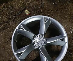 Audi a5 alloys - Image 4/6