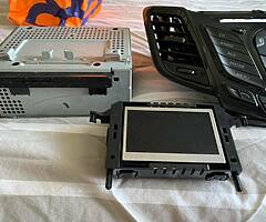 ford fiesta mk7 to 7.5 sync 3 dab Bluetooth usb aux radio