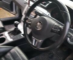 VW Passat 2014 220Hp - Image 5/5