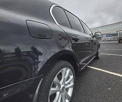 132 Skoda Superb Elegance Luxury Trim 1.6 TDI - Image 4/8