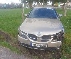 Nissan Almera