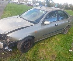 Nissan Almera