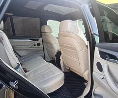 BMW X5 M50D - Image 5/10