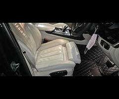 BMW X5 M50D - Image 9/10